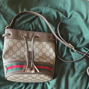 Gucci Brown and Green Shoulder Bag with Iconic Design